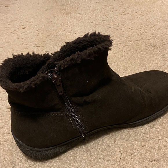 Karen Scott Brown Fur Trim Ankle Boots - Picture 3 of 7
